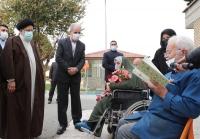 دولت همزمان ساماندهی وضع اقتصادی و کنترل آسیب های اجتماعی را در دستور کار دارد