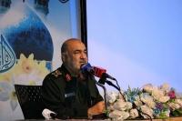 میدان جنگ امروز شکست دشمن در اقتصاد است