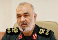 دشمن می خواهد اعتبار خودمان را از چشم خودمان بیاندازد
