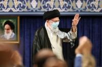  جمعی از بانوان فرهیخته فردا با رهبر انقلاب دیدار می‌کنند
