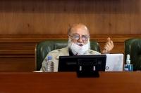 موضوع دریافت عوارض از قبور مطرح نیست