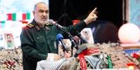  با حضور جهادی جوانان از همه بحران‌ها عبور کردیم