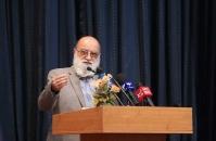 مهدی چمران؛ رئیس شورای شهر تهران در بخش CCU بستری شد