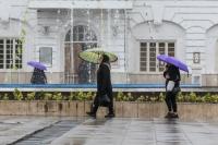 رگبار تابستانی در شمال و جنوب/ خیزش گردوخاک در مرکز و غرب