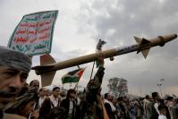 وحشت در اراضی اشغالی؛ اصابت موشک یمنی به قلب «اسرائیل»/ پیمودن مسافت ۲۰۰۰ کیلومتری تنها در ۱۵ دقیقه