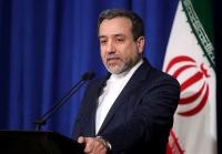 خورشید در حال طلوع از شرق است و در حال غروب در غرب