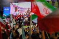 از میدان انقلاب تا جام جهانی؛ تیم ملی در آغوش مردم